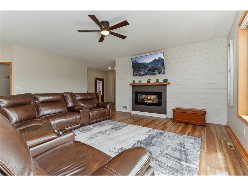 2423 Jewel Street Saint Augusta MN 56301 7093169 image12