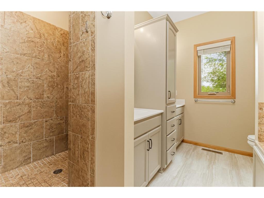 2423 Jewel Street Saint Augusta MN 56301 7093169 image29
