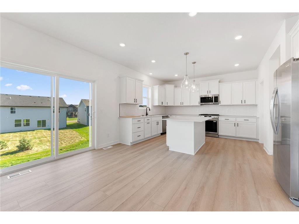 2423 Tyrone Drive Shakopee MN 55379 7038325 image3