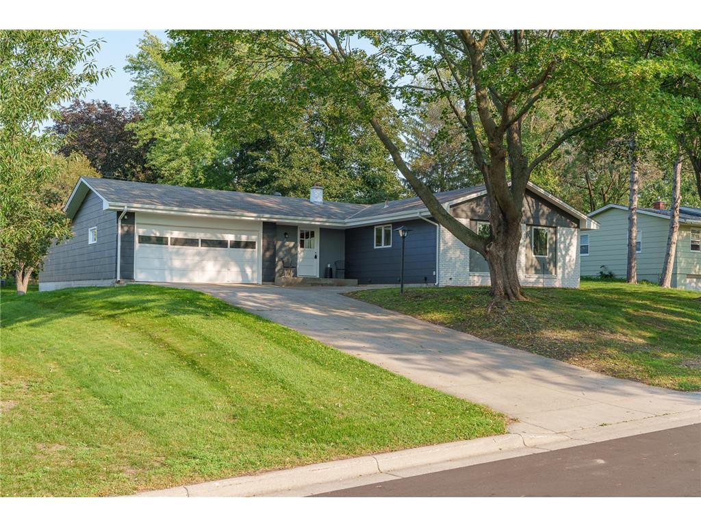 2424 Irene Street, Roseville, MN, 55113 MLS 6258160 Edina Realty