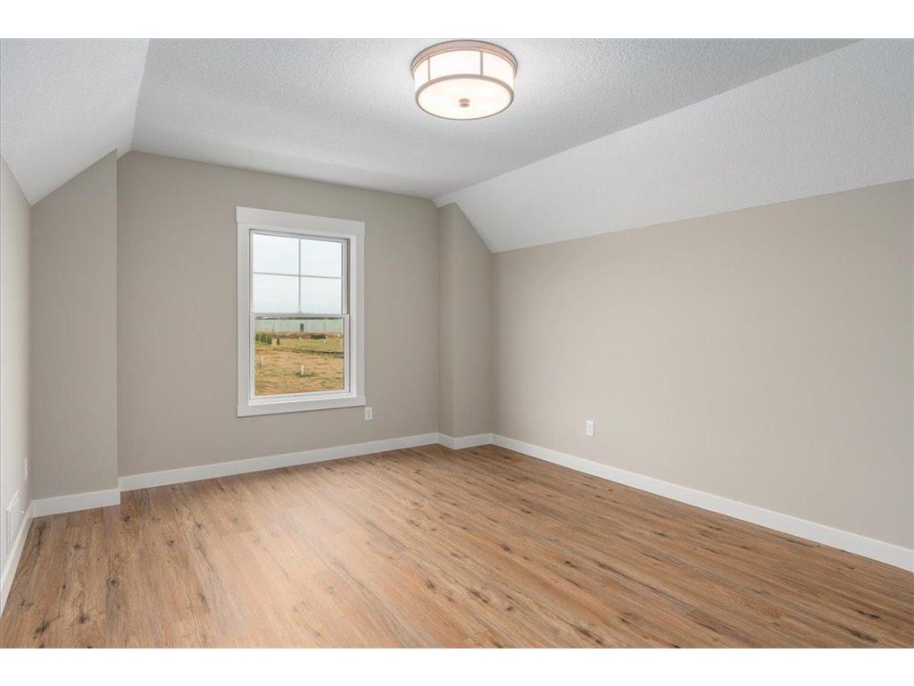 2400 Simply Living Lane Hudson WI 54016 7011000 image14
