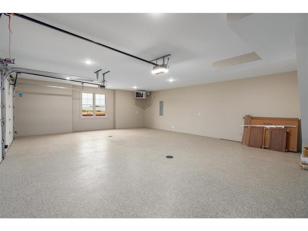 2400 Simply Living Lane Hudson WI 54016 7011000 image16