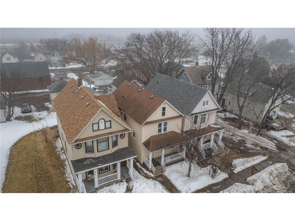 2424 W 2nd Street Duluth MN 55806 7038280 image1