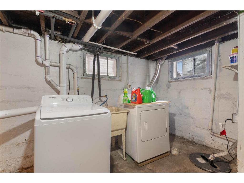 2424 W 2nd Street Duluth MN 55806 7038280 image16