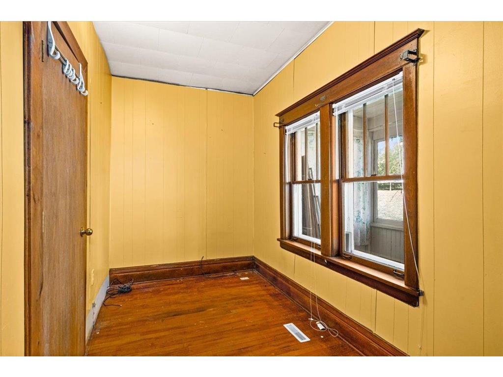 2424 W 7th Street Duluth MN 55806 7095901 image15