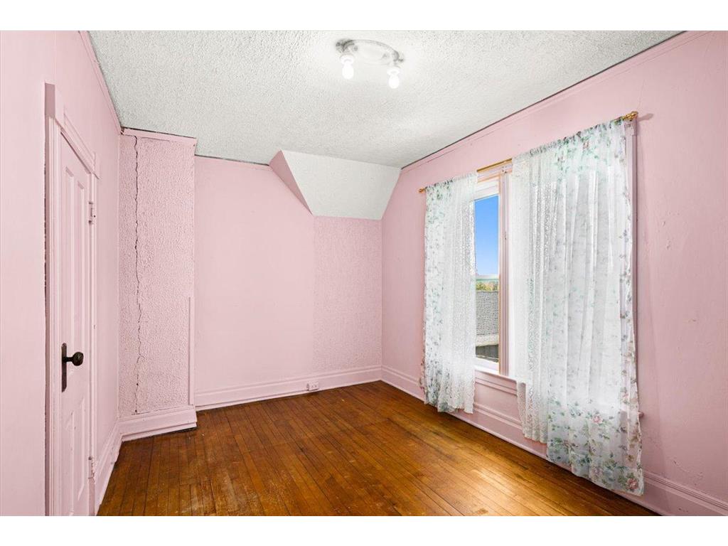 2424 W 7th Street Duluth MN 55806 7095901 image18
