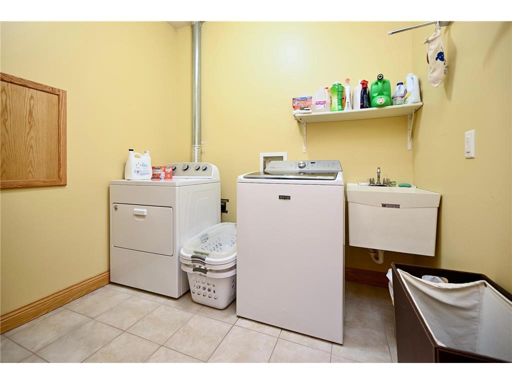 24242 Pfeiffer Hill Road Wilson Twp MN 55987 6797932 image34