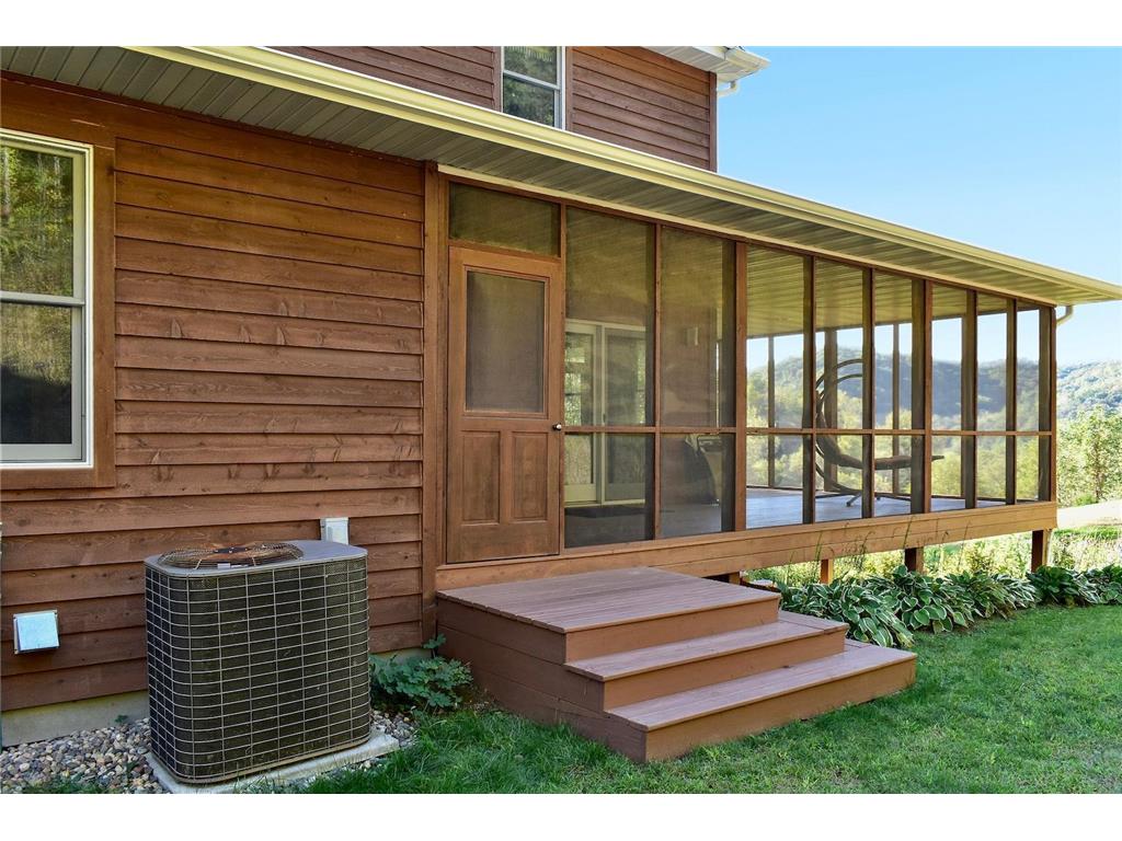 24242 Pfeiffer Hill Road Wilson Twp MN 55987 6797932 image45