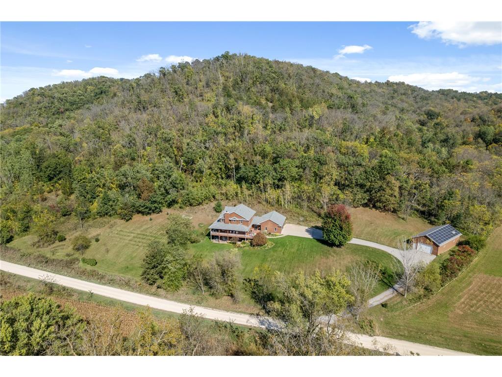 24242 Pfeiffer Hill Road Wilson Twp MN 55987 6797932 image61