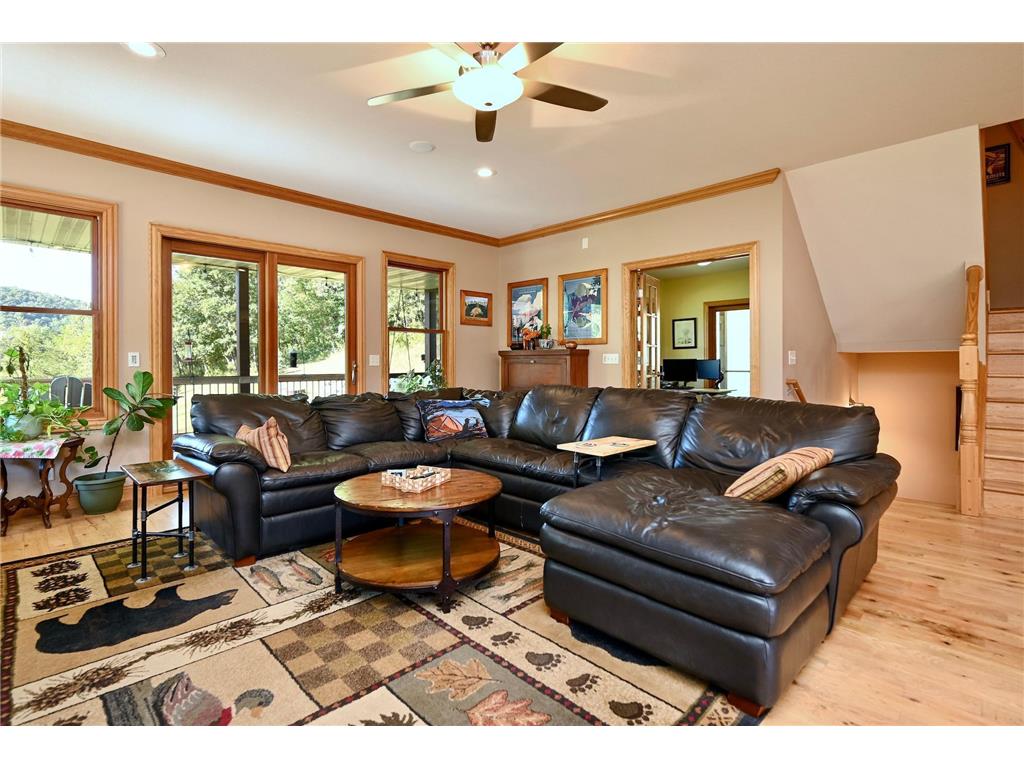 24242 Pfeiffer Hill Road Wilson Twp MN 55987 7061016 image15