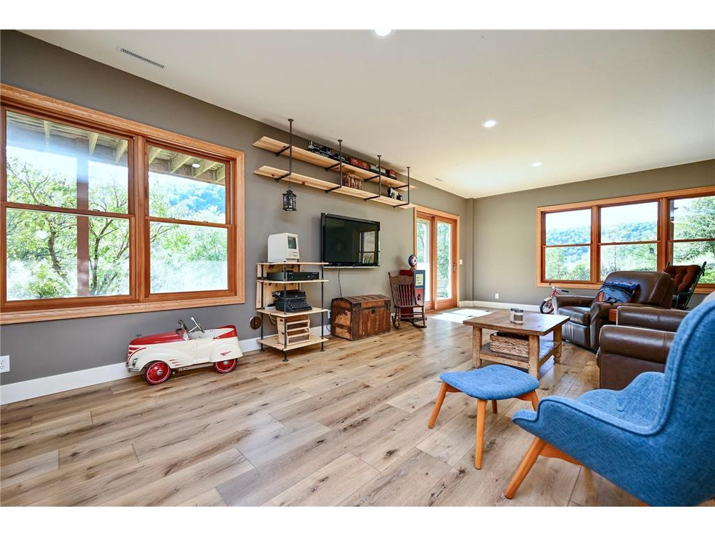 24242 Pfeiffer Hill Road Wilson Twp MN 55987 7061016 image35