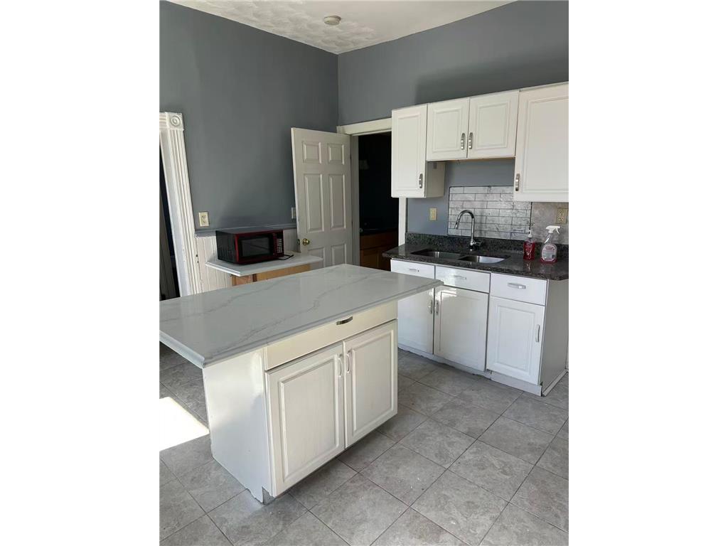 2425 10th Avenue S Minneapolis MN 55404 7049304 image2