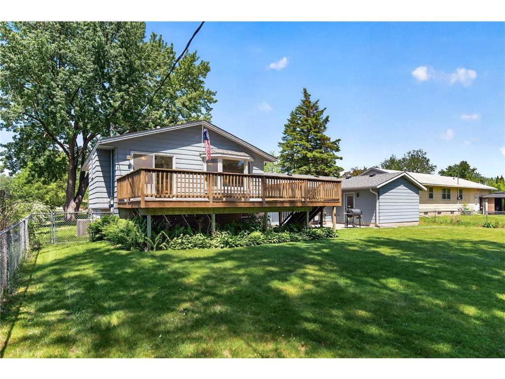 2425 80th Avenue N Brooklyn Park MN 55444 7077928 image27