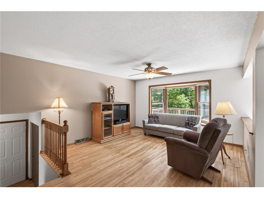 2425 80th Avenue N Brooklyn Park MN 55444 7077928 image5
