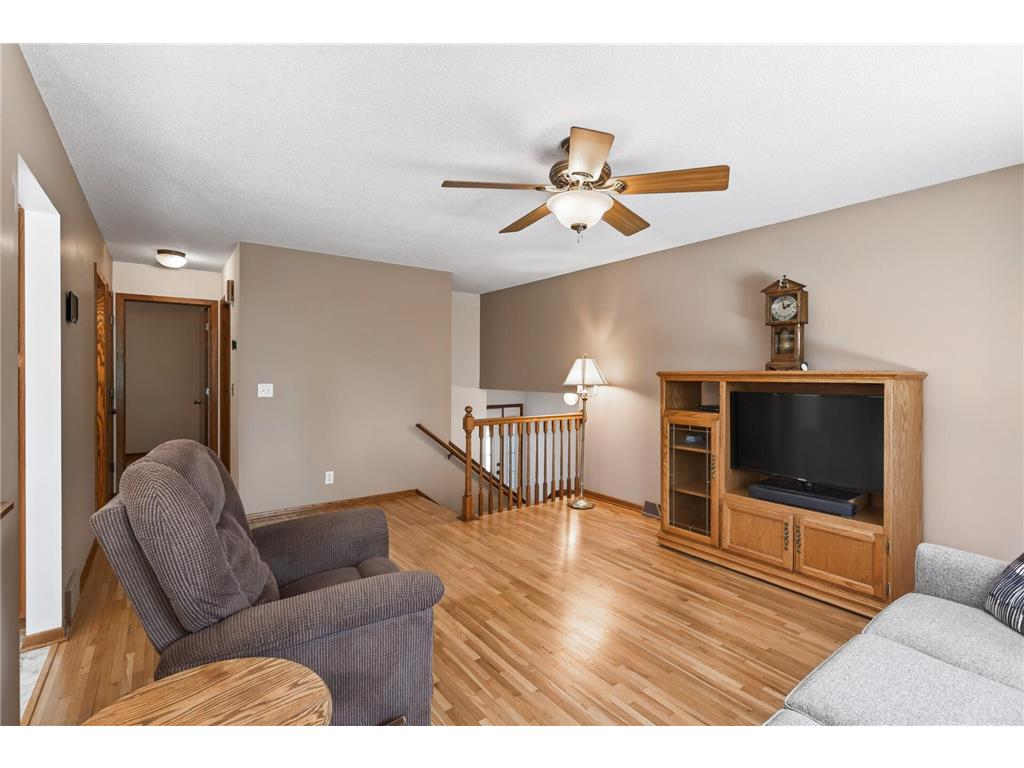 2425 80th Avenue N Brooklyn Park MN 55444 7077928 image6