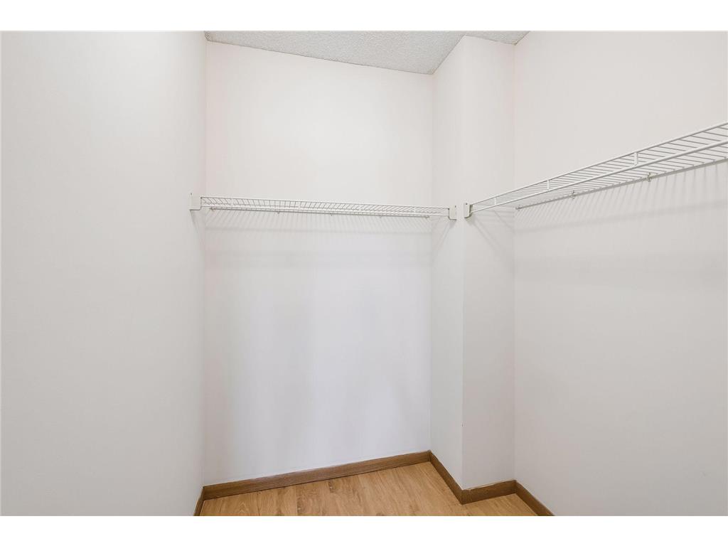 2425 E Franklin Avenue #209 Minneapolis MN 55406 7041663 image12