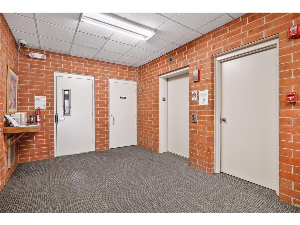 2425 E Franklin Avenue #209 Minneapolis MN 55406 7041663 image23