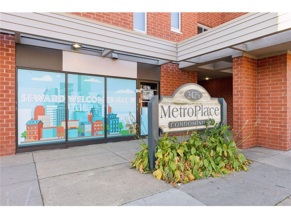 2425 E Franklin Avenue #209 Minneapolis MN 55406 7041663 image3
