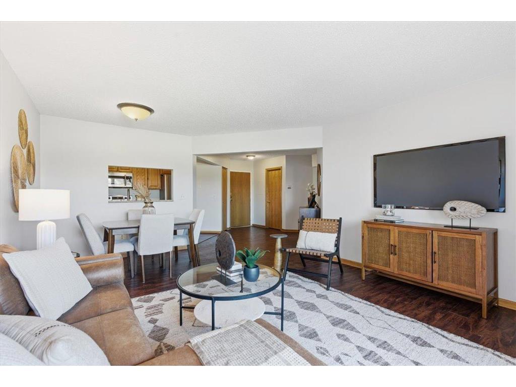 2425 E Franklin Avenue #212 Minneapolis MN 55406 7014585 image4