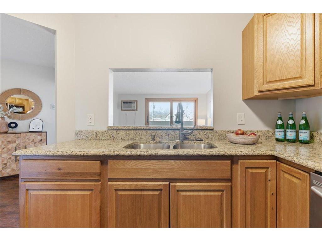 2425 E Franklin Avenue #212 Minneapolis MN 55406 7014585 image8