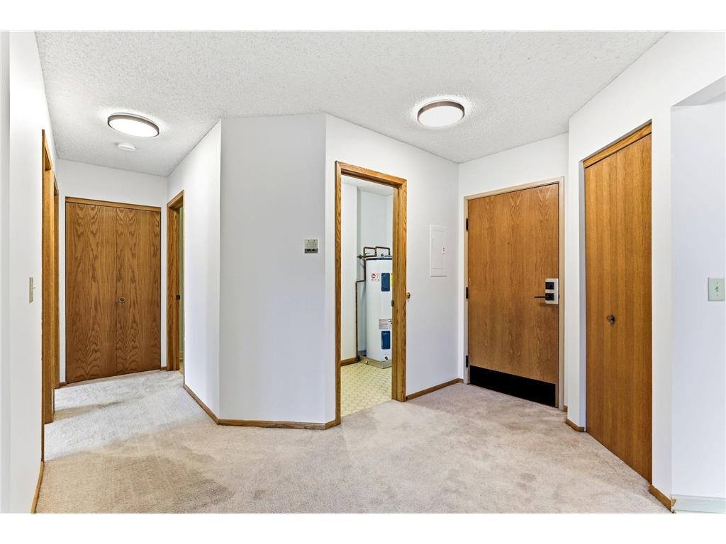2425 E Franklin Avenue #303 Minneapolis MN 55406 7111692 image18