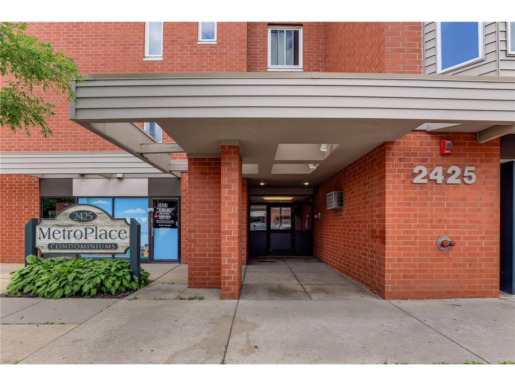 2425 E Franklin Avenue #303 Minneapolis MN 55406 7111692 image25