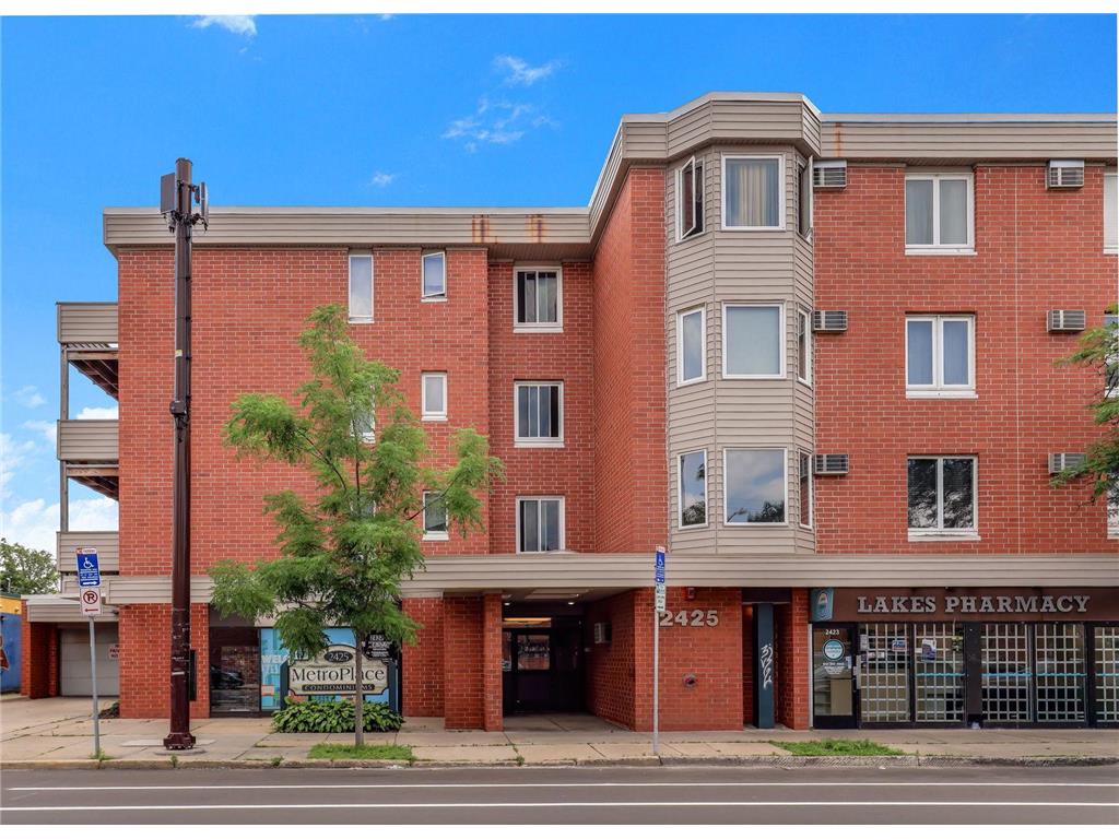 2425 E Franklin Avenue #303 Minneapolis MN 55406 7111692 image27