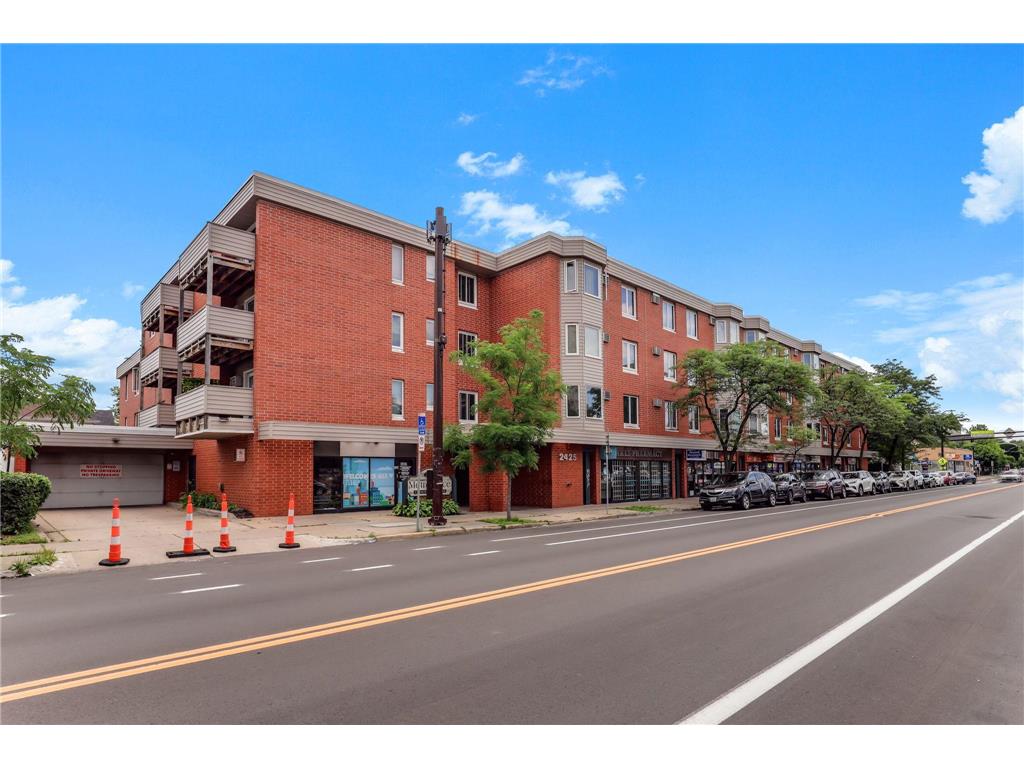 2425 E Franklin Avenue #303 Minneapolis MN 55406 7111692 image28