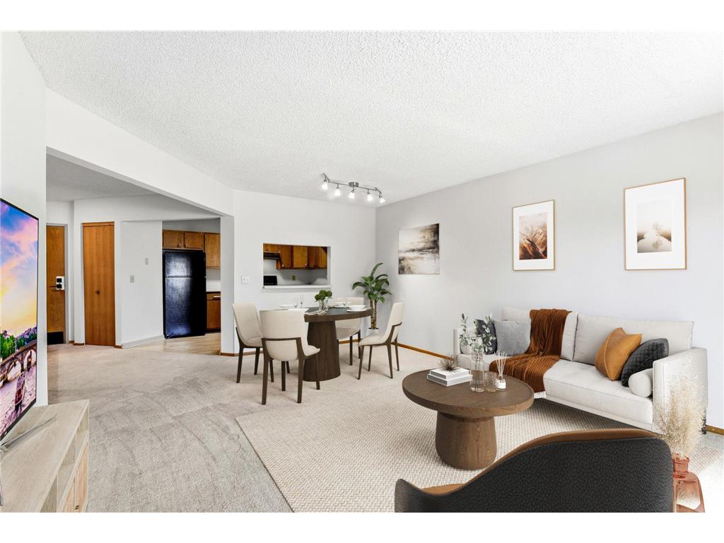 2425 E Franklin Avenue #303 Minneapolis MN 55406 7111692 image8