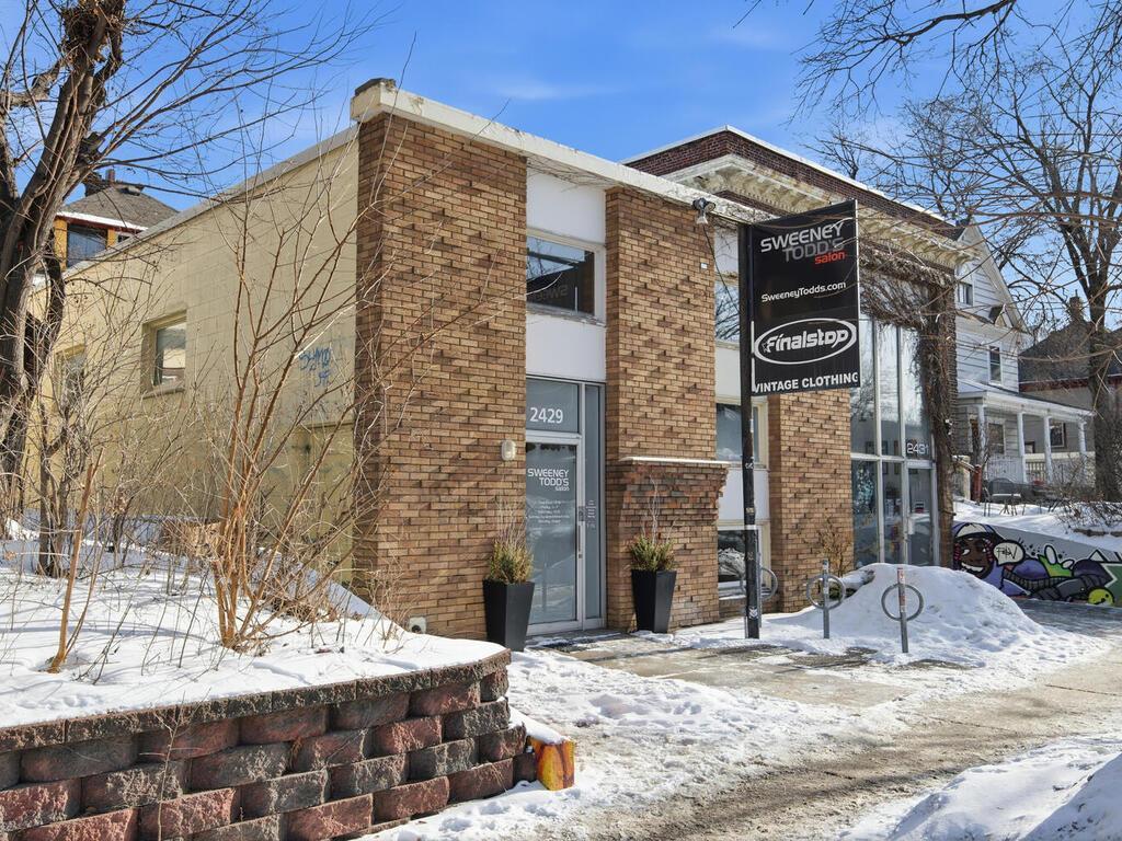 2425 Lyndale Avenue S Minneapolis MN 55405 7007502 image18