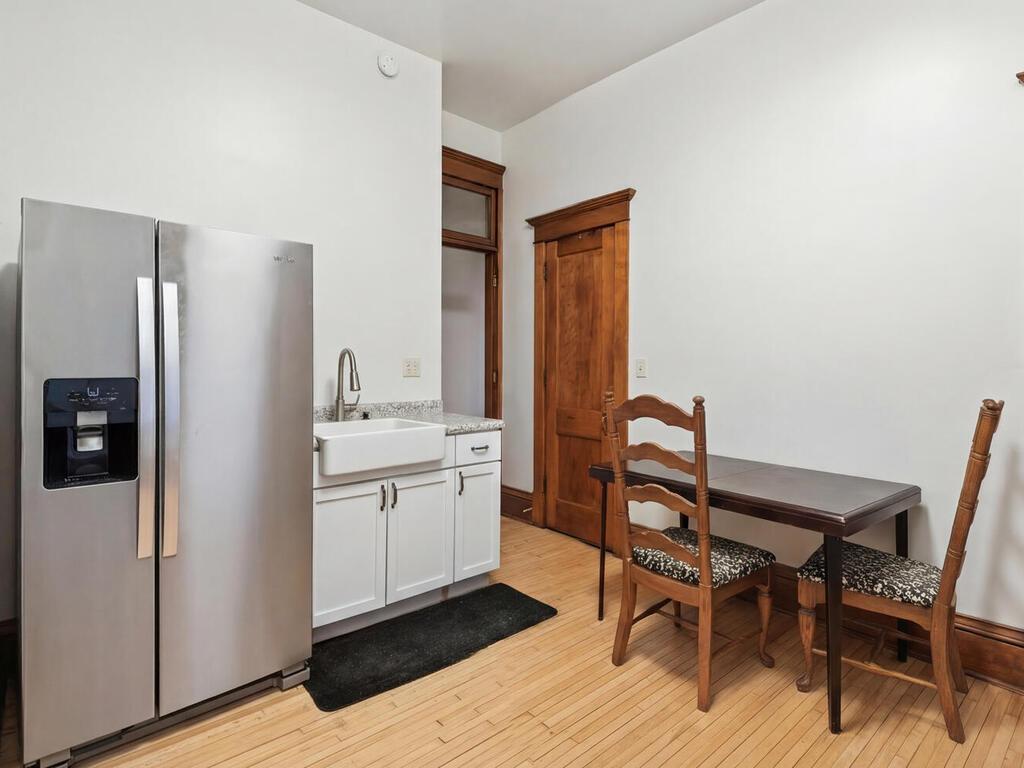 2425 Lyndale Avenue S Minneapolis MN 55405 7007502 image62