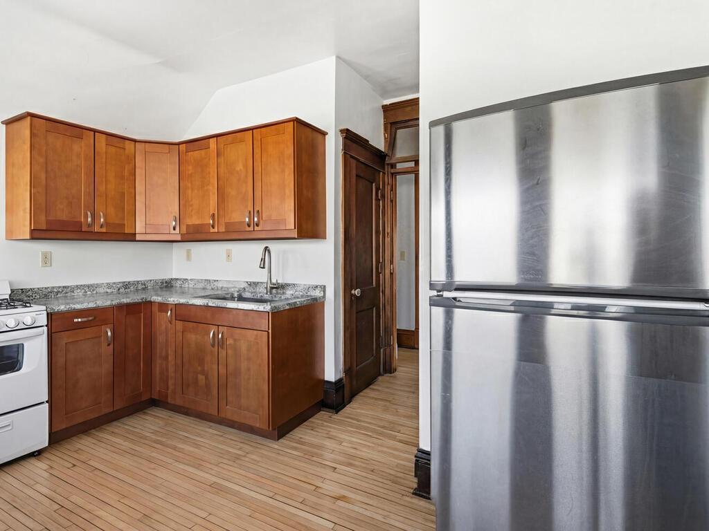 2425 Lyndale Avenue S Minneapolis MN 55405 7007502 image69