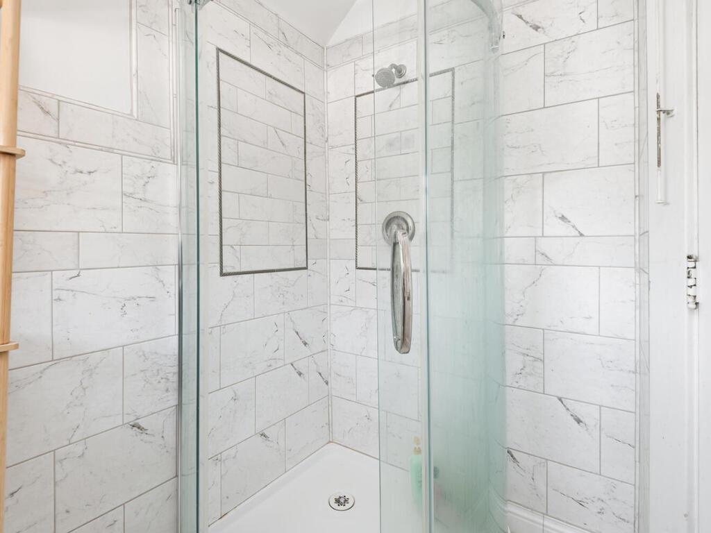 2425 Lyndale Avenue S Minneapolis MN 55405 7007502 image76