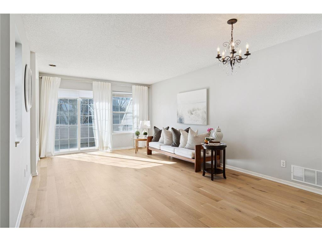 2425 Upland Lane N #F Plymouth MN 55447 7023566 image8