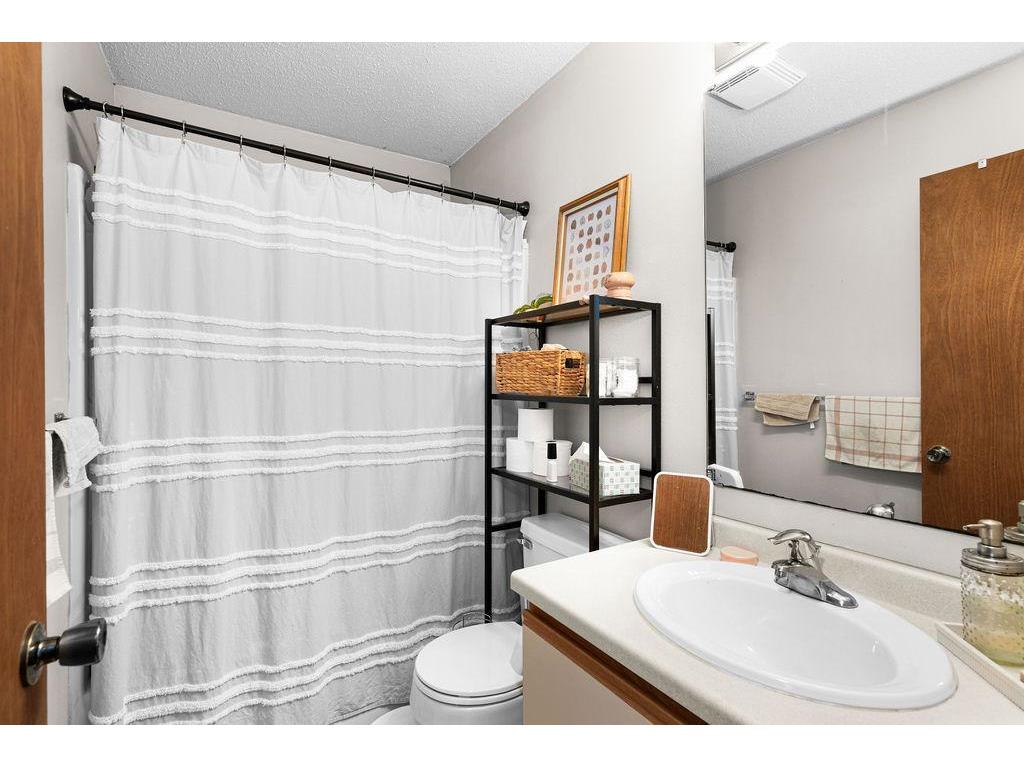 2425 Vermilion Road Duluth MN 55803 7042074 image13