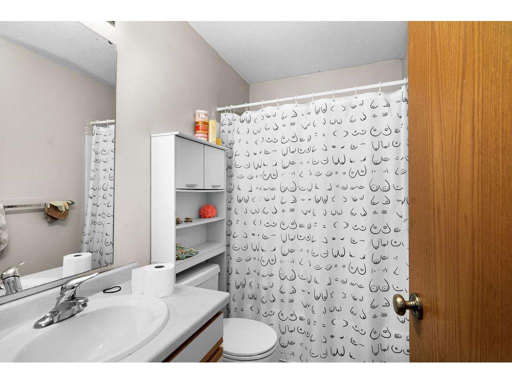 2425 Vermilion Road Duluth MN 55803 7042074 image14