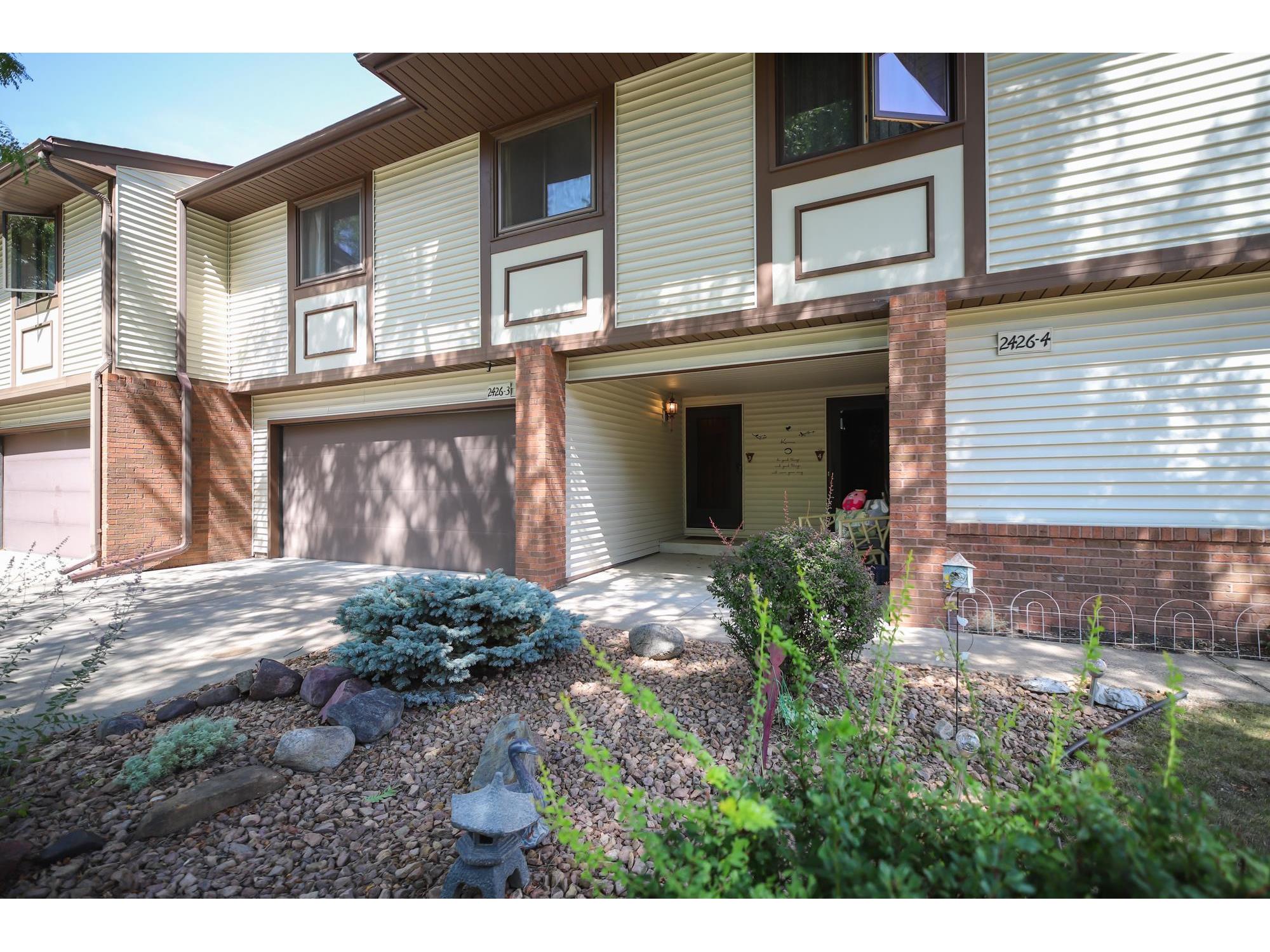 2426 County Road D W 3, Roseville, MN, 55112 MLS 6084046 Edina Realty