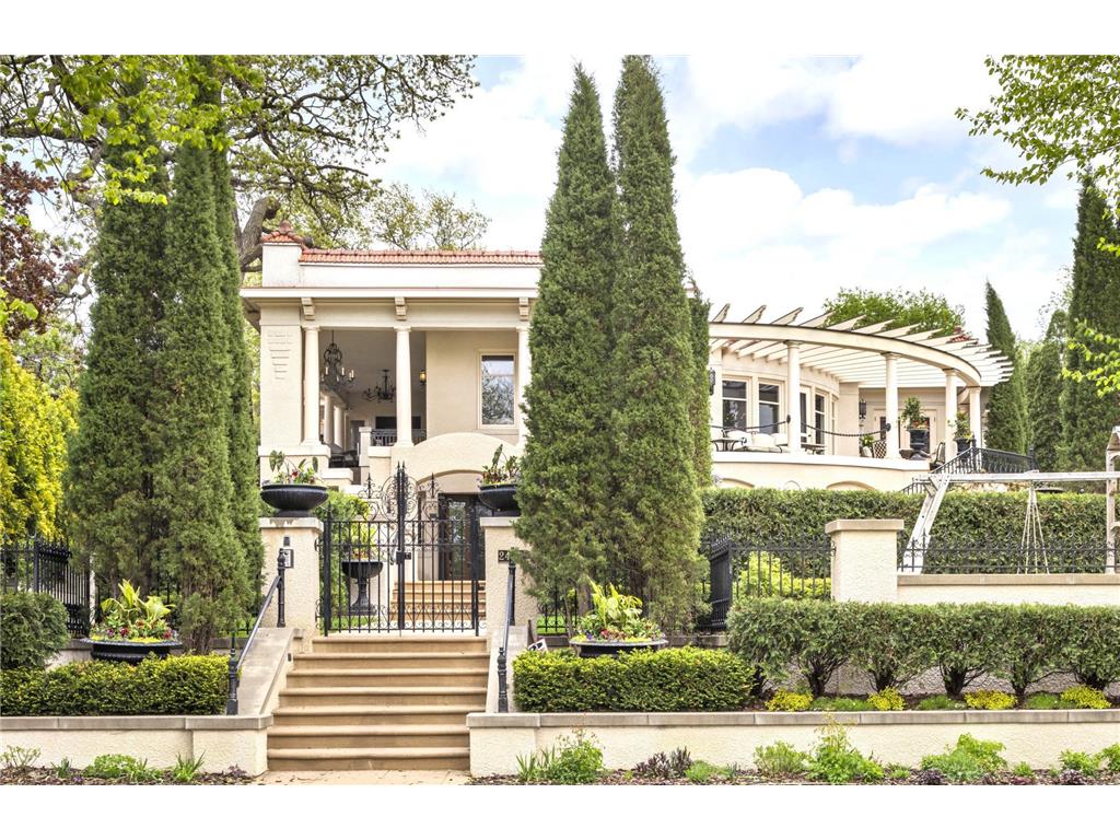 2427 E Lake Of The Isles Parkway Minneapolis MN 55405 - Lake of the Isles 6681241 image1