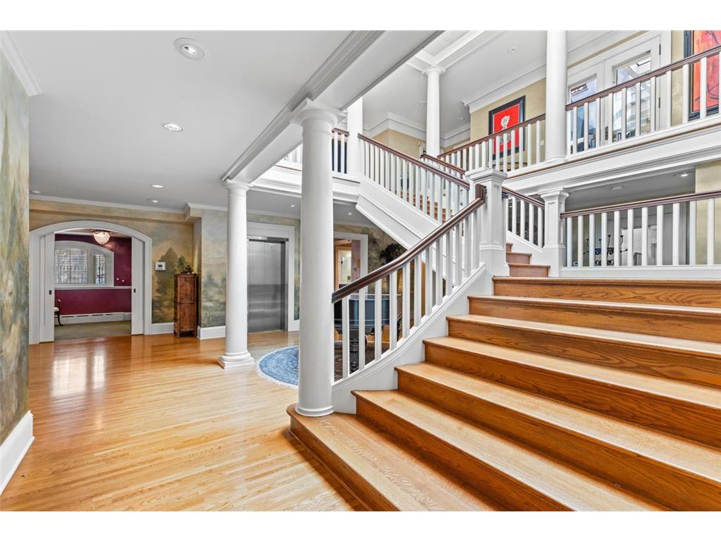 2427 E Lake Of The Isles Parkway Minneapolis MN 55405 - Lake of the Isles 6681241 image19