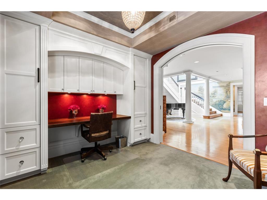 2427 E Lake Of The Isles Parkway Minneapolis MN 55405 - Lake of the Isles 6681241 image23