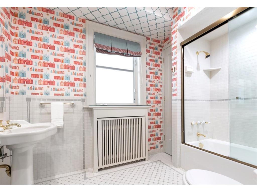 2427 E Lake Of The Isles Parkway Minneapolis MN 55405 - Lake of the Isles 6681241 image27