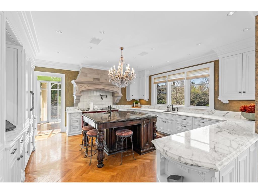 2427 E Lake Of The Isles Parkway Minneapolis MN 55405 - Lake of the Isles 6681241 image7