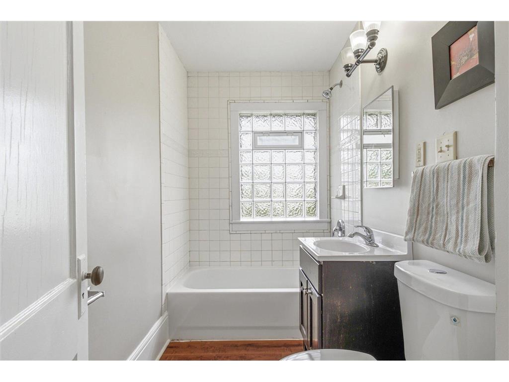2427 Ilion Avenue N Minneapolis MN 55411 7093973 image26
