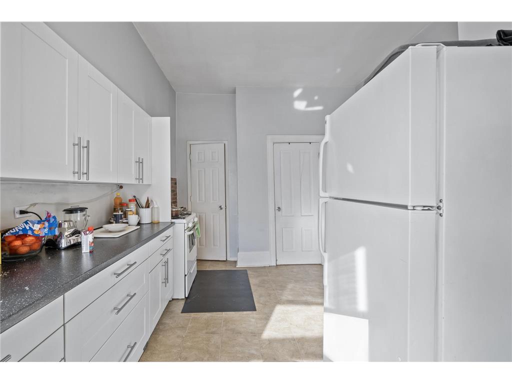 2428 11th Avenue S Minneapolis MN 55404 6782918 image18