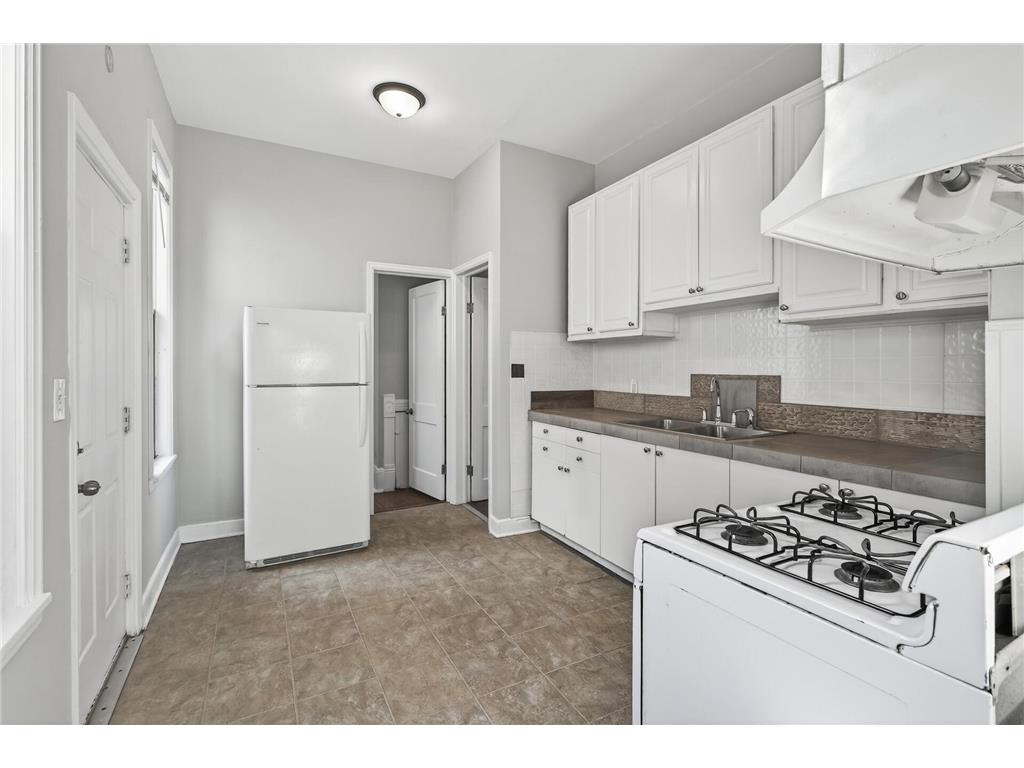 2428 11th Avenue S Minneapolis MN 55404 7033911 image16