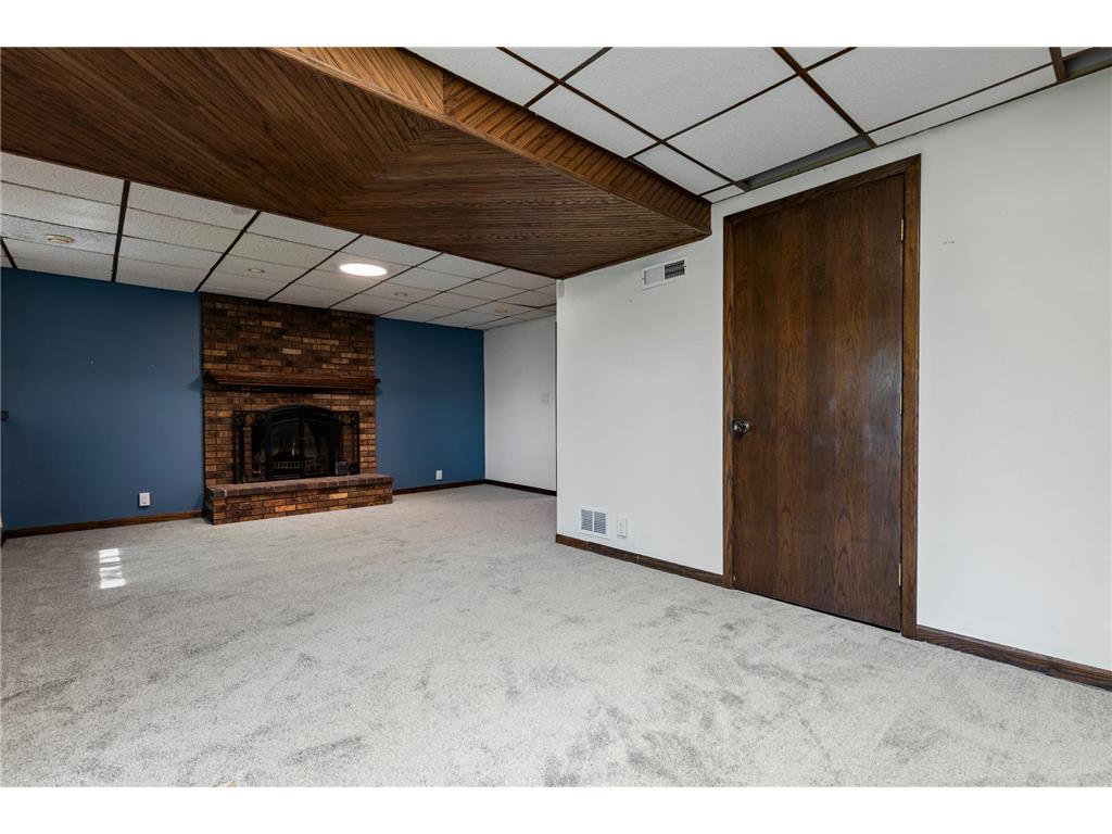 2428 Beam Avenue North Saint Paul MN 55109 7067554 image16