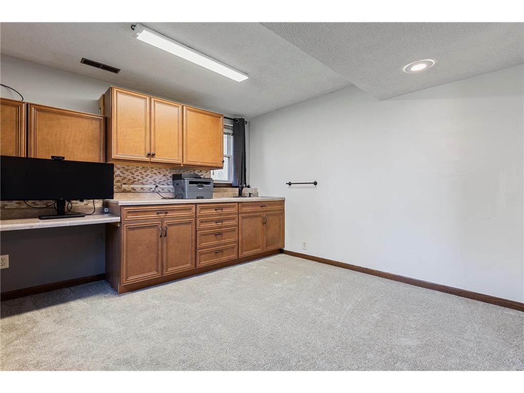 2428 Beam Avenue North Saint Paul MN 55109 7067554 image21