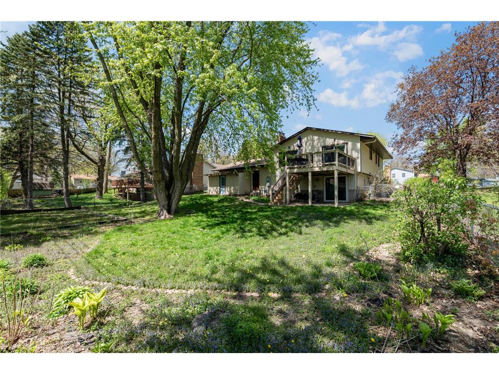 2428 Beam Avenue North Saint Paul MN 55109 7067554 image22