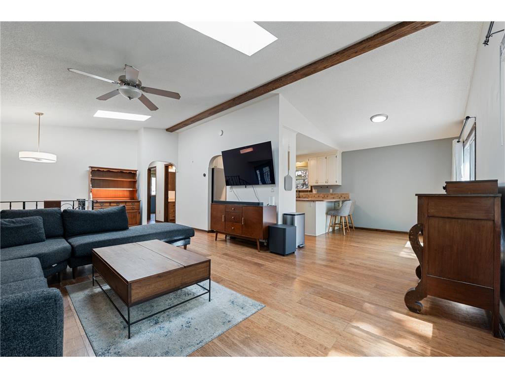 2428 Beam Avenue North Saint Paul MN 55109 7067554 image4