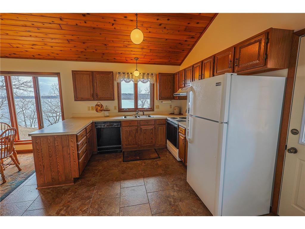 24281 Hazel Wood Drive Park Rapids MN 56470 - Potato 7037249 image11